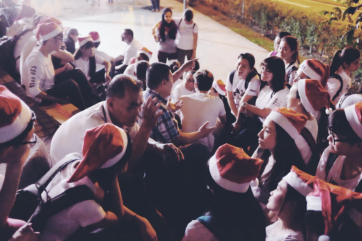 StreetFeeders's tweet photo. Uncle Wong and all his friends are waiting for You!

Join us next week on the 6th Dec, grab your Santa Hats and sign up TODAY!

https://t.co/sBpK8AHDAr

#StreetFeedersOfKL #SFOKL #JalanJalanCariKawan #December #SeeYouNextMonth #ChristmasIsComing https://t.co/k2XepDDKLr