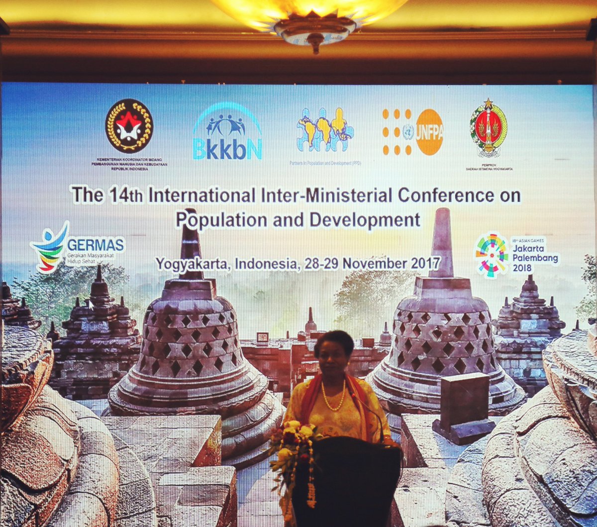 UNFPAIndonesia's tweet photo. @UNFPA ED Dr. Natalia Kanem stressed three goals: ZERO preventable maternal deaths, ZERO unmet family planning need &amp; ZERO violence &amp; harmful practices against women &amp; girls at 14th International Inter-Ministerial Conference on Population &amp;Dev #iimcpd14indonesia @UNFPAasia https://t.co/wuvordMEEh