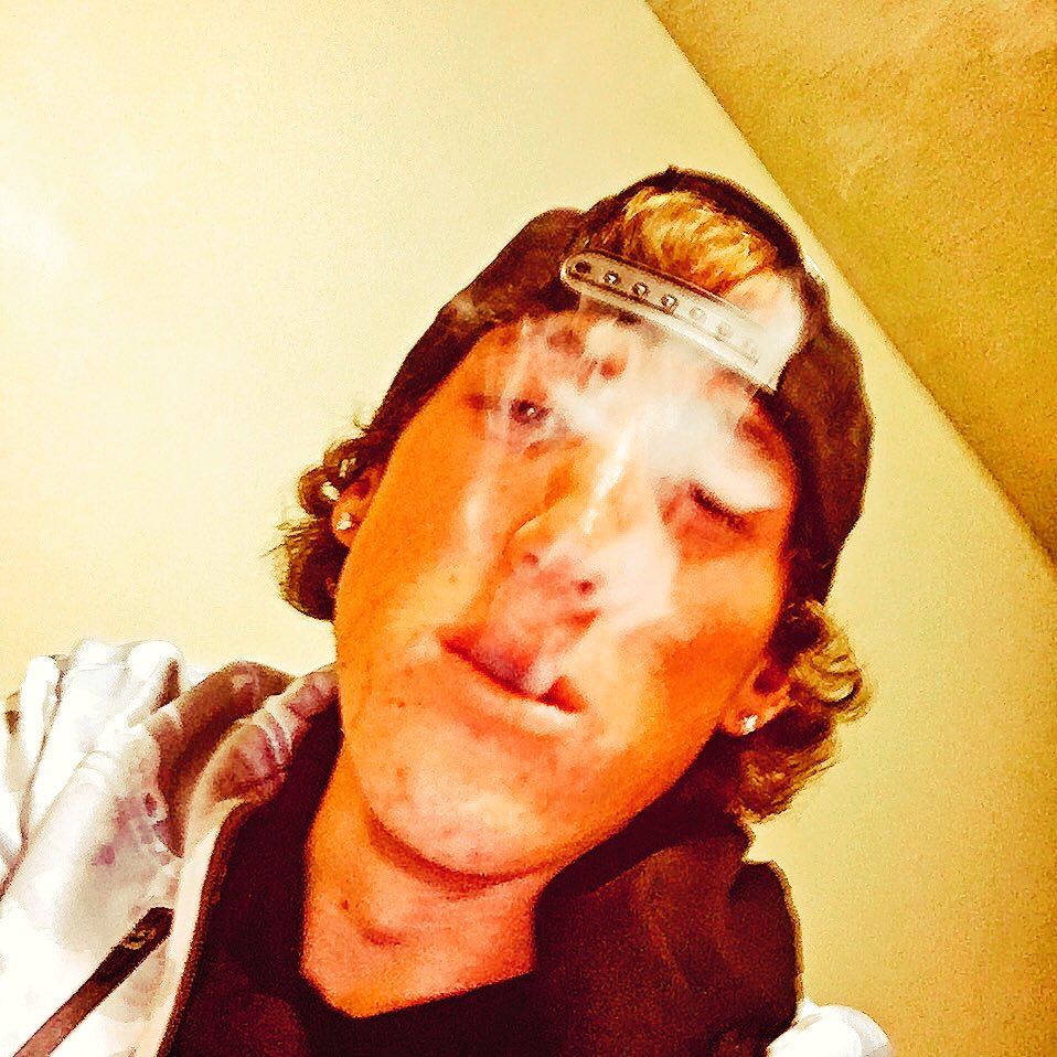 DylanBallislife's tweet photo. #NewProfilePic https://t.co/nzLRjmyx9a