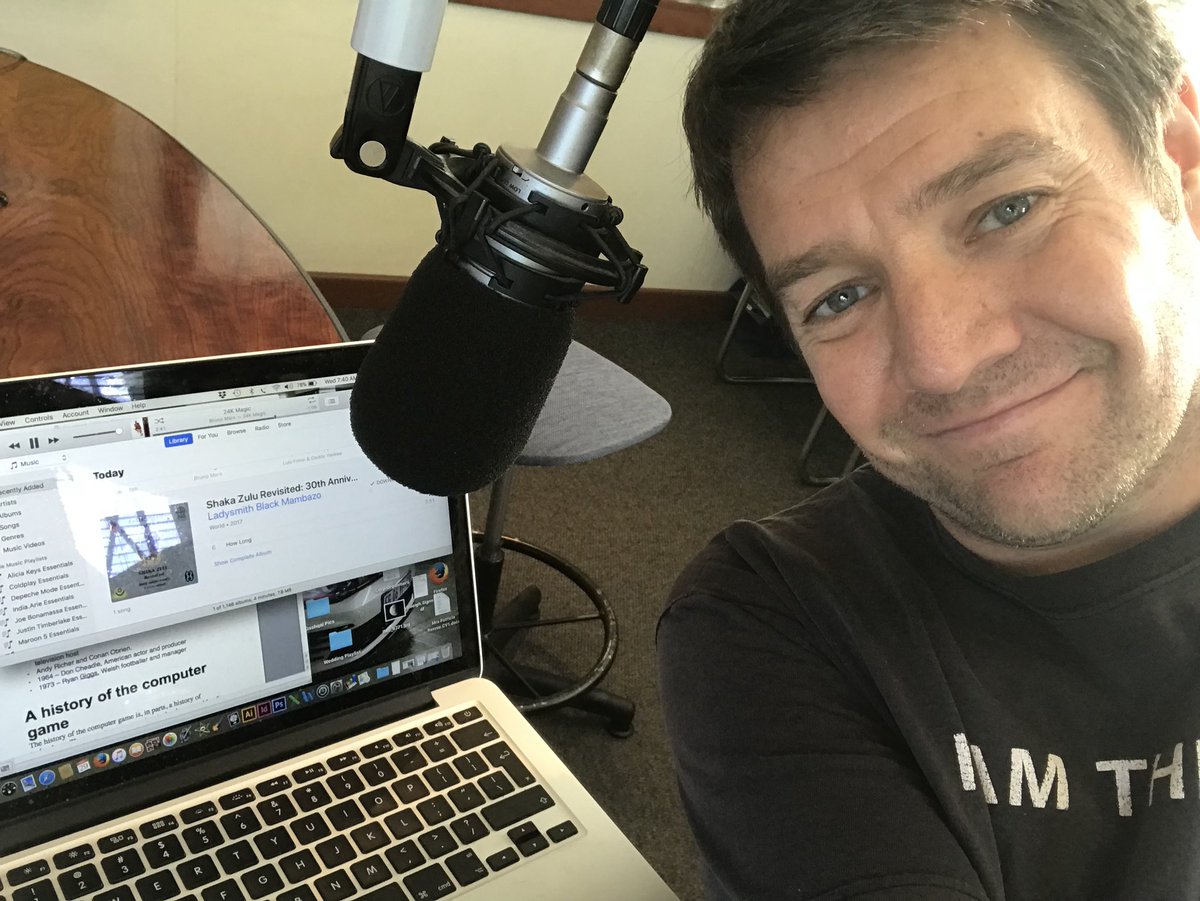 kieranrennie's tweet photo. Congrats to @therealmambazo on your 2 nominations! Spinning How Long on #UpNAtEmBreakfastShow on @Radio2Day #GrammyNominations @eazyed47 https://t.co/4NFohFnhmK