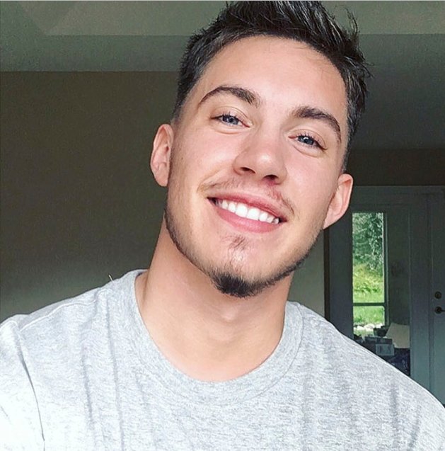 TransSingle's tweet photo. Make your fantasies a reality, on https://t.co/3tXO8J7u3J. The best new #TransDatingSite around, we offer a free, easy & amazing web dating service thatβs created specifically with #transgender dating needs in mind. #SingUpNow https://t.co/ZJRPksF2b1