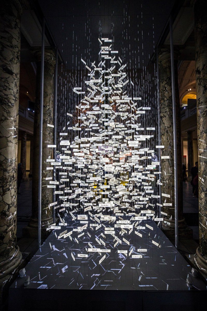 ‘The singing tree’ <a href="/VAMuseums/">VAMuseums</a>, featuring a poem with words contributed by visitors. Conceived by #EsDevlin, in collaboration with <a href="/luke_halls/">Luke Halls</a> <a href="/rossgoodwin/">Ross Goodwin</a> #ResLab &amp; @_sunshineco