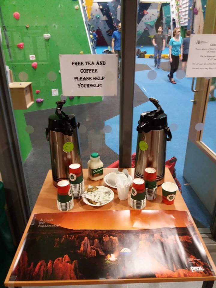 Its Wednesday which means free tea and coffee for climbers from 6pm! Come along and try the new routes too #climbing #HereForEveryone @Perth_Mountain  @PerthCollegeUHI @ASWPerthCollege <a href="/climb_scotland/">ClimbScotland</a>