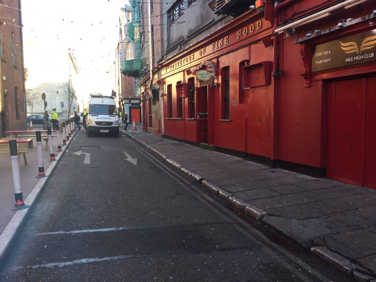 Corks96FM's tweet photo. **NEWS** #CorkCitySafe17 getting underway in @Reardenscork. Multi-agency response to a critical incident being simulated https://t.co/B4b7pffxLn