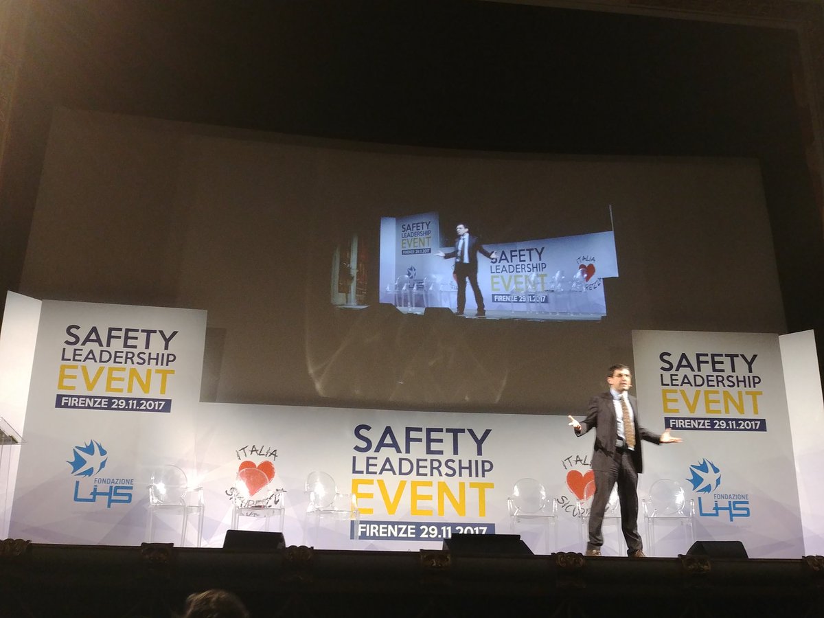LucaCadario's tweet photo. Nel #2017 sono morti sul lavoro 700 persone... Chi ha avuto questa percezione dalle le fonti di informazioni? Si rischia che le #mortisullavoro non sia più una notizia. #SLE17 #SafetyFirst #Firenze https://t.co/vAOEa4b3Cb
