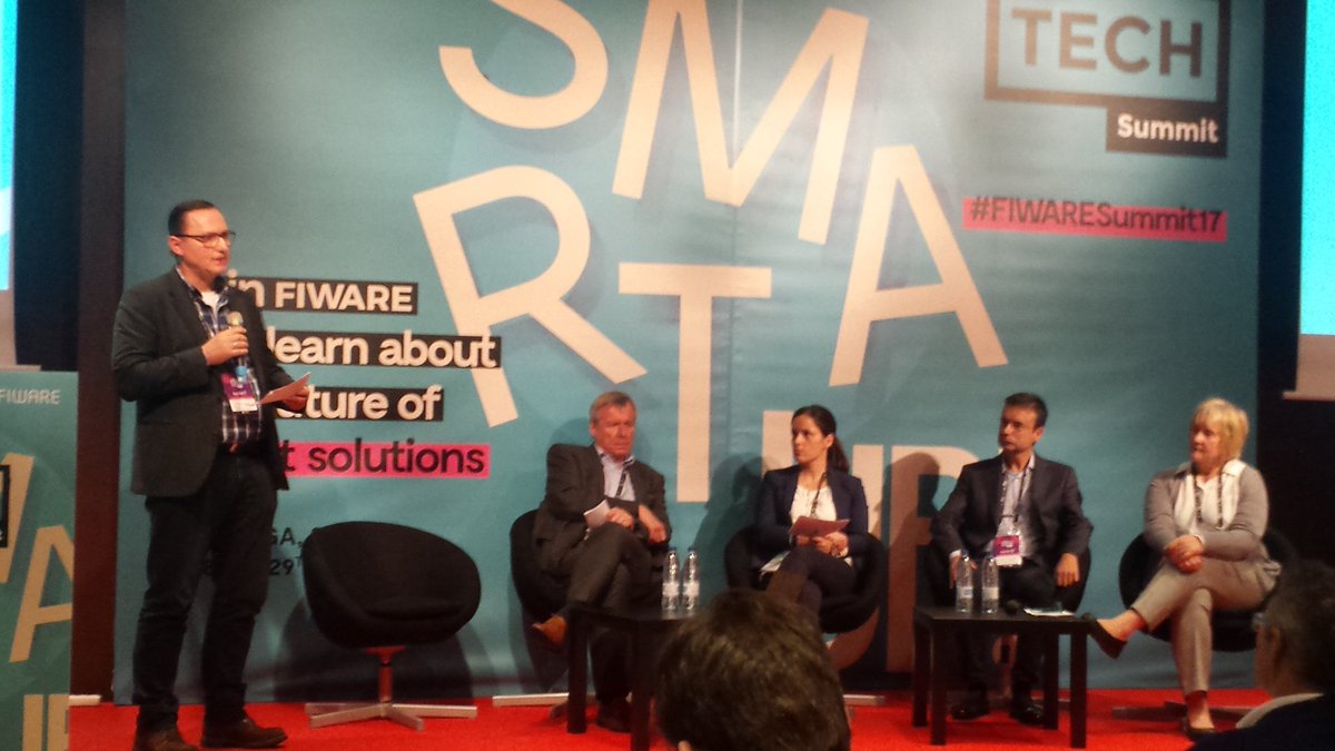 cor_verdouw's tweet photo. @HSundmaeker moderating a very interesting panel on Smart Agriculture with great experts! @IoF2020 #FIWARESummit17 https://t.co/zRyxeJKGta