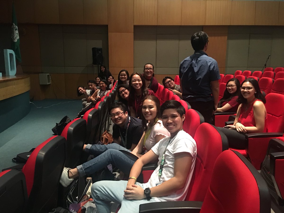 CGEdlsu's tweet photo. HAPPENING NOW: CED’s FROSH WEEK 2k17 CELEBRATION https://t.co/cJAh3YTwsO
