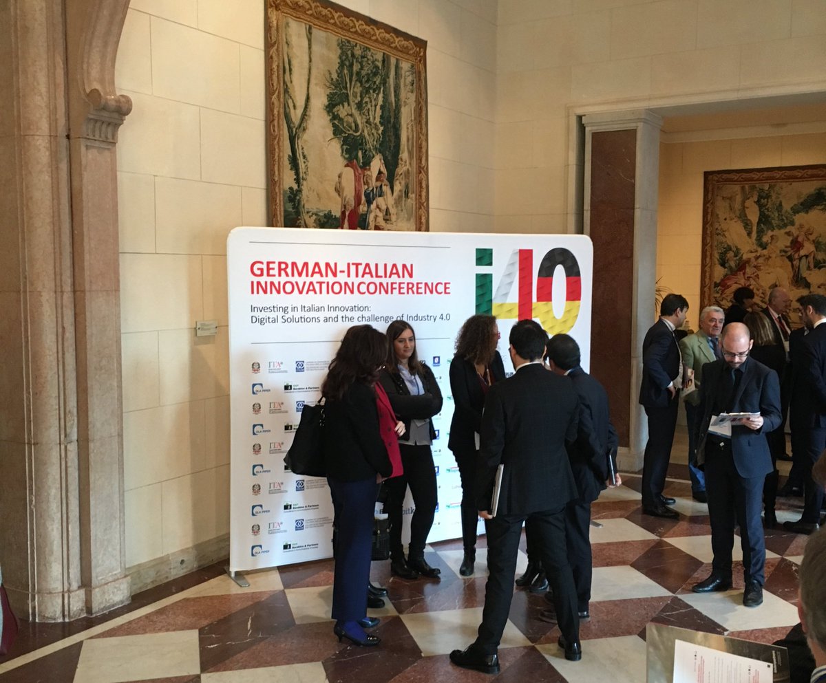 FitByNutrition's tweet image. Selling freezers to Inuits makes a good salesman, they say. Does the same apply for promoting a healthier pizza alternative to Italians?

#FitByNutrition @ItalianEmbassy
#ProteinPizza #PizzaSelberMachen