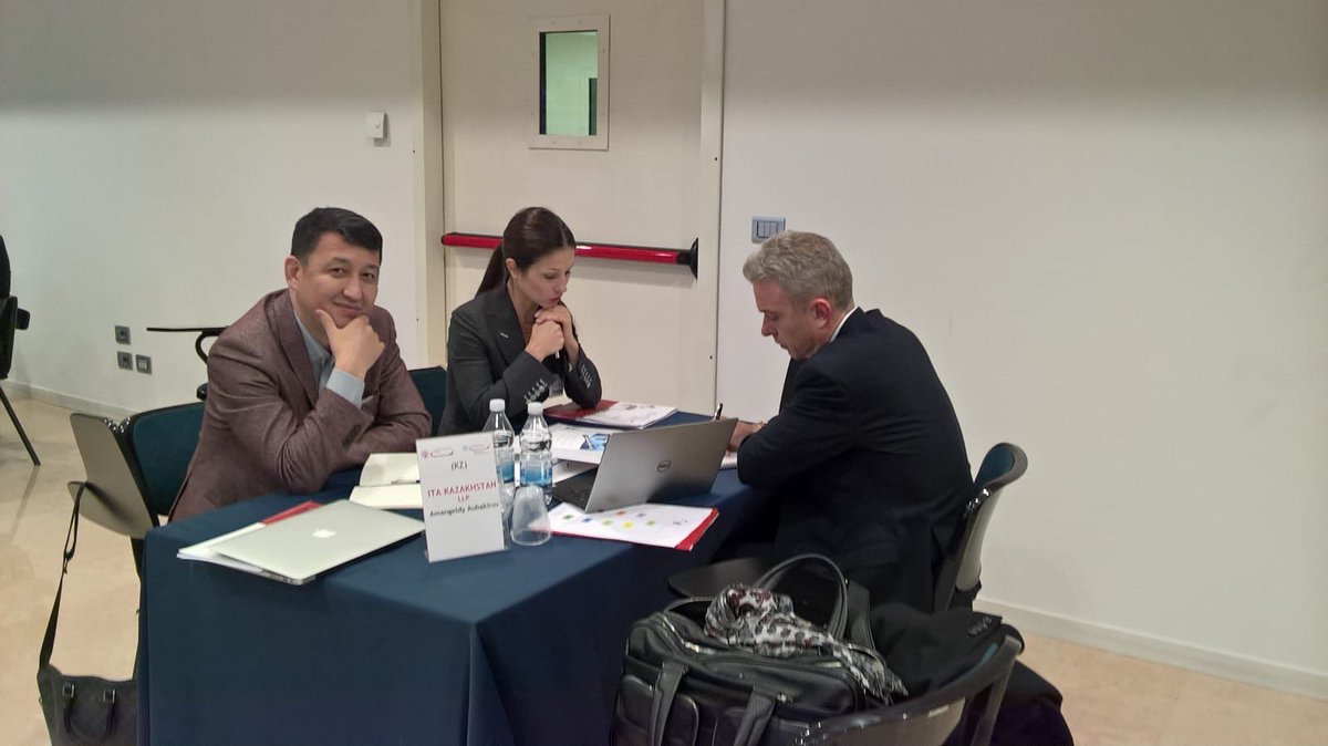CCitalorussa's tweet photo. #Live dalla @CamComVerona incontri #b2b con operatori #Russia e #Kazakistan 🇷🇺🇮🇹 #unabussolaperleimprese #noncifermiamomai #sempreinpista
Per info: https://t.co/7WFymiCJJy https://t.co/1G4YOmYisN