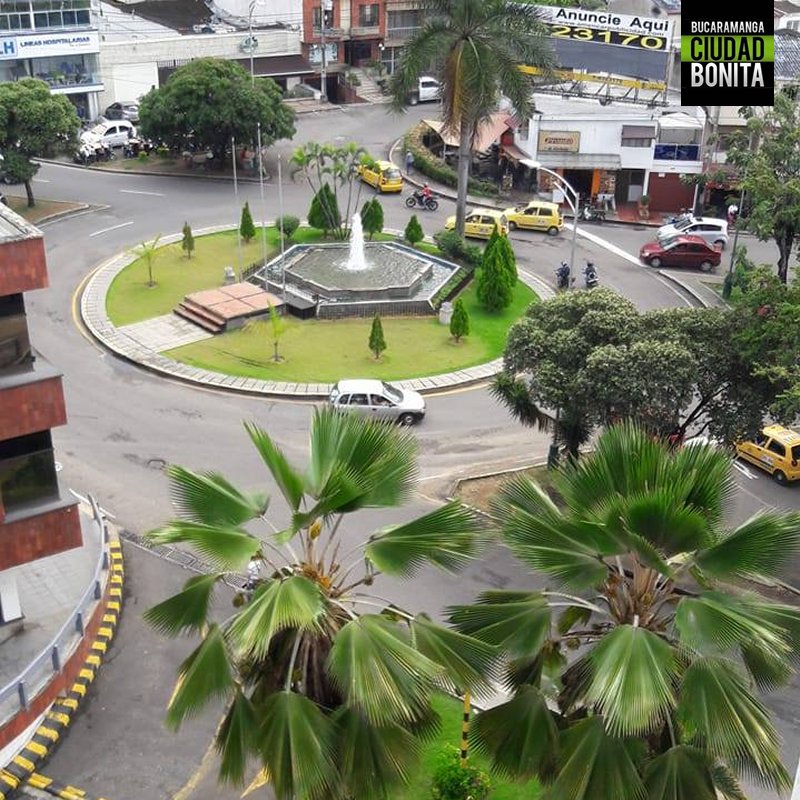 Bucaramanga's tweet photo. Qué tanto conoces #Bucaramanga y su área metropolitana? Dinos donde se tomó esta foto. Gracias Cesar (https://t.co/XaHT99dMpv) por compartirla #BucaramangaBonita #conoceBucaramanga https://t.co/6IDROXdLrx