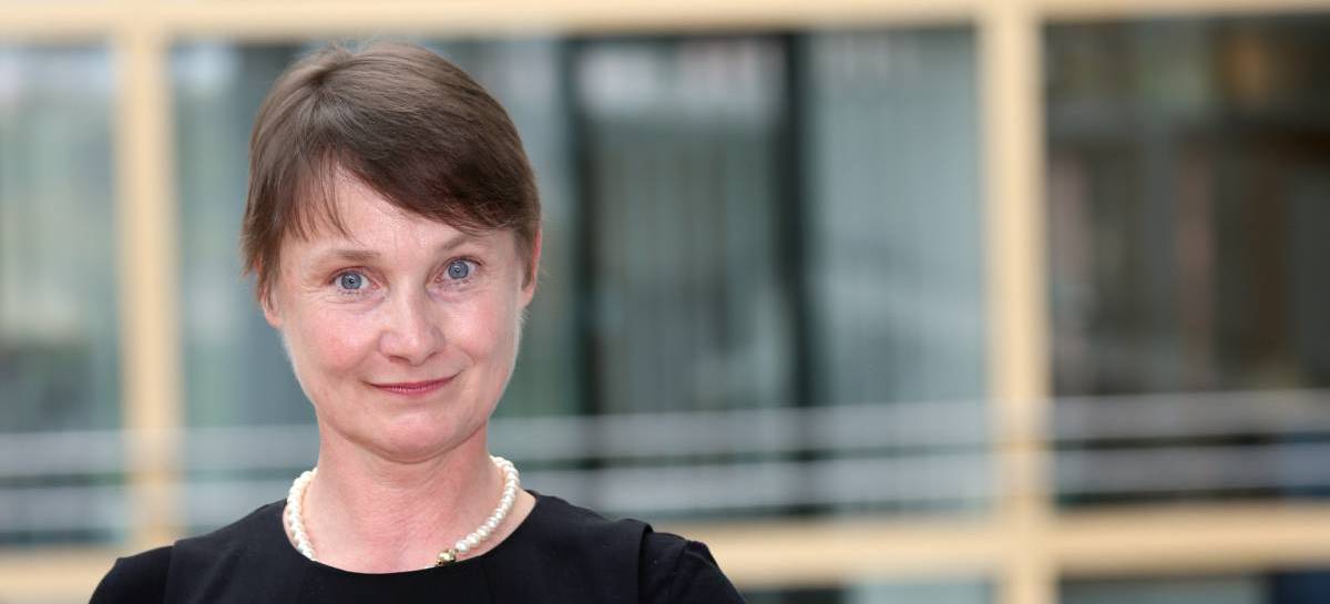 Im neuen Blogartikel äußert sich Dr. Elke Simon zum Thema Frauen in Führungspositionen. #WomenInLeadership bit.ly/2epiqYC