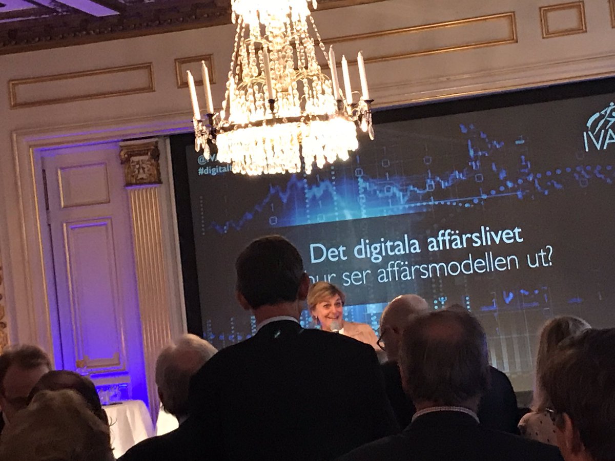 KristinaAlser's tweet photo. Näringslivsrådet - en del av @IVA1919 o idag har många sökt sig till vårt spännande årsmötesseminarie, som inte helt otippat handlar om det som är på mångas läppar #digitalisering #transformering #affärsmodeller #allabranscher https://t.co/NY8coVU1TT