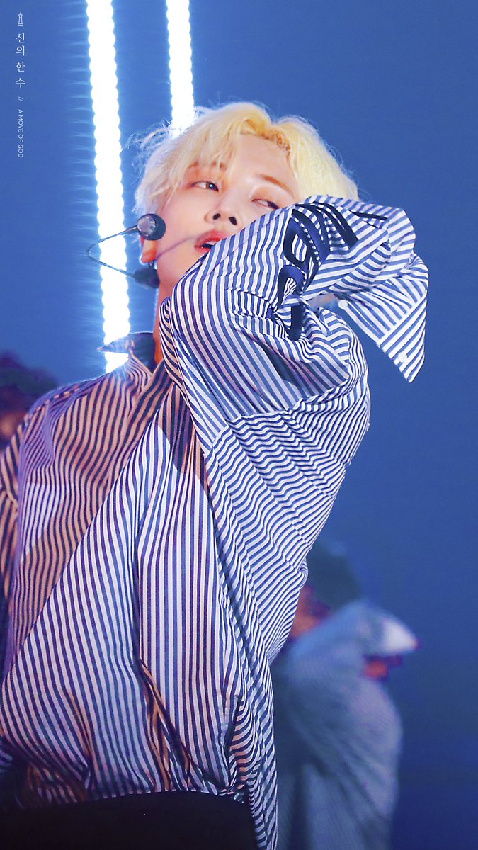 SVT_MoveofGod's tweet photo. 170523
#정한 #JEONGHAN #ジョンハン #尹淨漢        

(@pledis_17 ) https://t.co/BAfWPs6tRc
