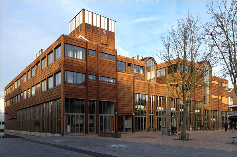 Zegt 't voort: <a href="/CorrosiaAlmere/">Corrosia Almere</a> zoekt een nieuwe collega! Wil jij aan de slag als #Communicatiemedewerker? Bekijk dan hier de #vacature bit.ly/2z3J1Xa #cultuur #Almere #jointheclub