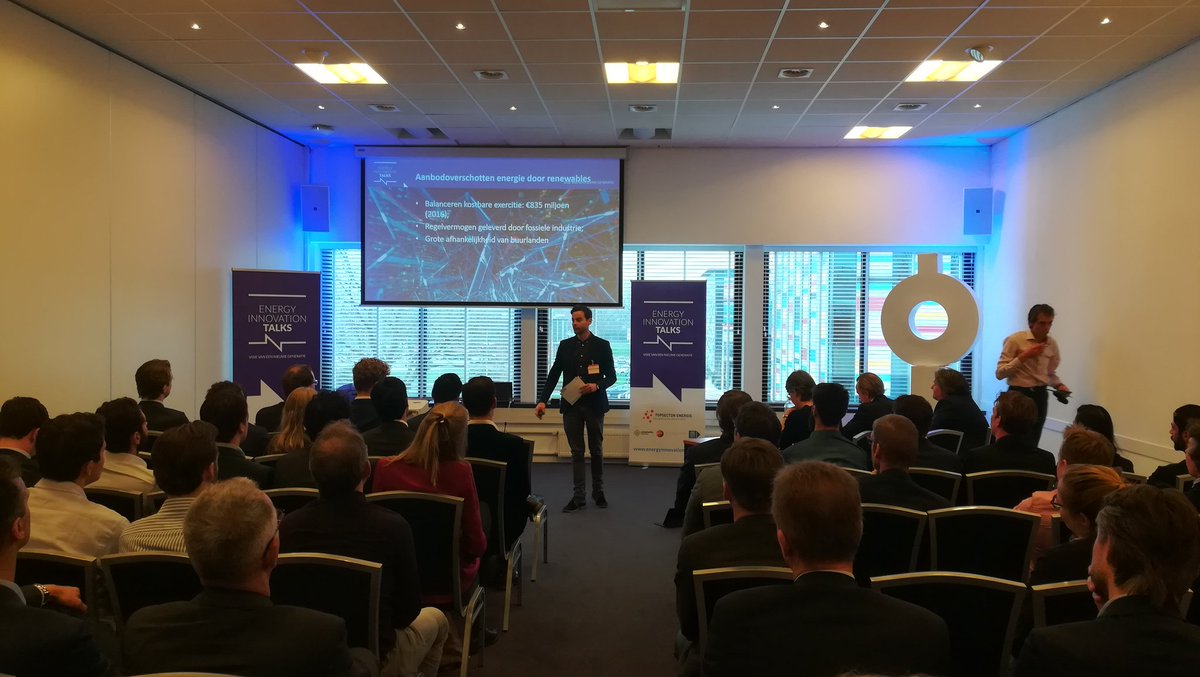 SustainMotion's tweet photo. Talenten van #EnergyInnovationTalks2017 presenteren hun innovatieve ideeën voor energietransitie aan jury @RuudvanTendris, @pmherder en @maxaerts #WTSE2017 #EIT2017 @TSEnergie https://t.co/ZLJY9qSsp1
