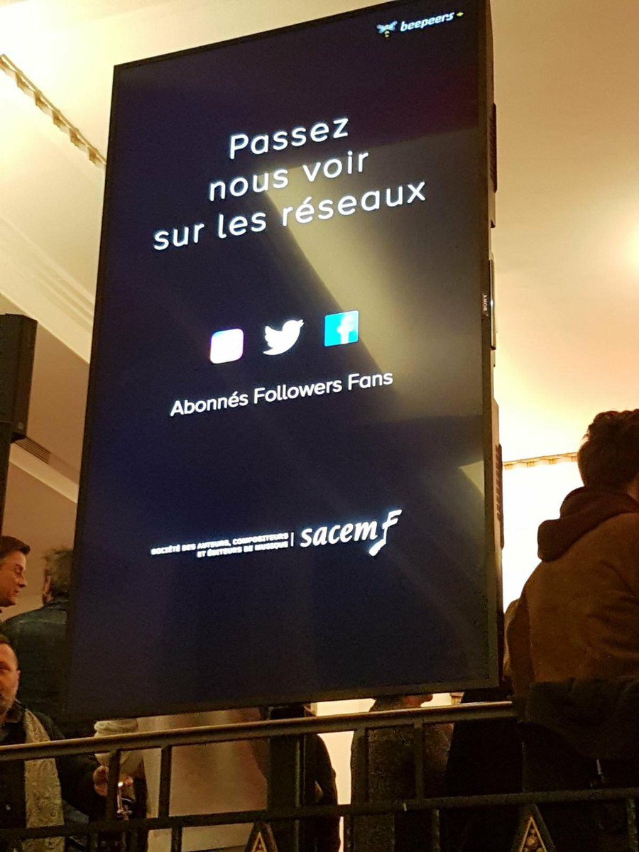 socialbeepeers's tweet photo. 😍 Découvrez en images nos social walls conçus pour la cérémonie des grands #PrixSacem du 27 novembre ! #PlacesToBee https://t.co/paEV5CeIY3