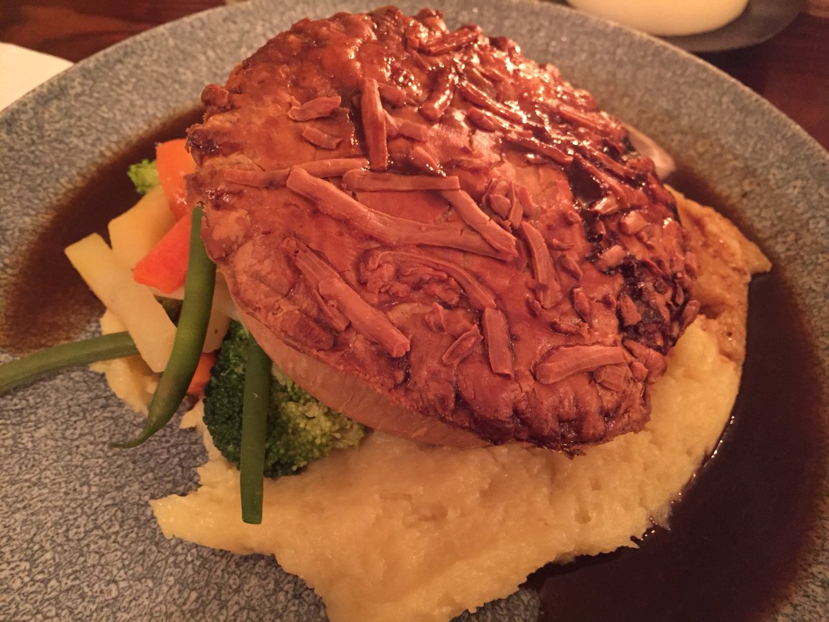 Andrew Knowles - Copywriter (@andrewexplainer) on Twitter photo Great food and great company last night. Thank you <a href="/nothe_tavern/">Nothe Tavern</a> <a href="/WPChamber/">WPChamber</a> and <a href="/FeastWeymouth/">Feast Weymouth</a> Great food and great company last night. Thank you <a href="/nothe_tavern/">Nothe Tavern</a> <a href="/WPChamber/">WPChamber</a> and <a href="/FeastWeymouth/">Feast Weymouth</a>
