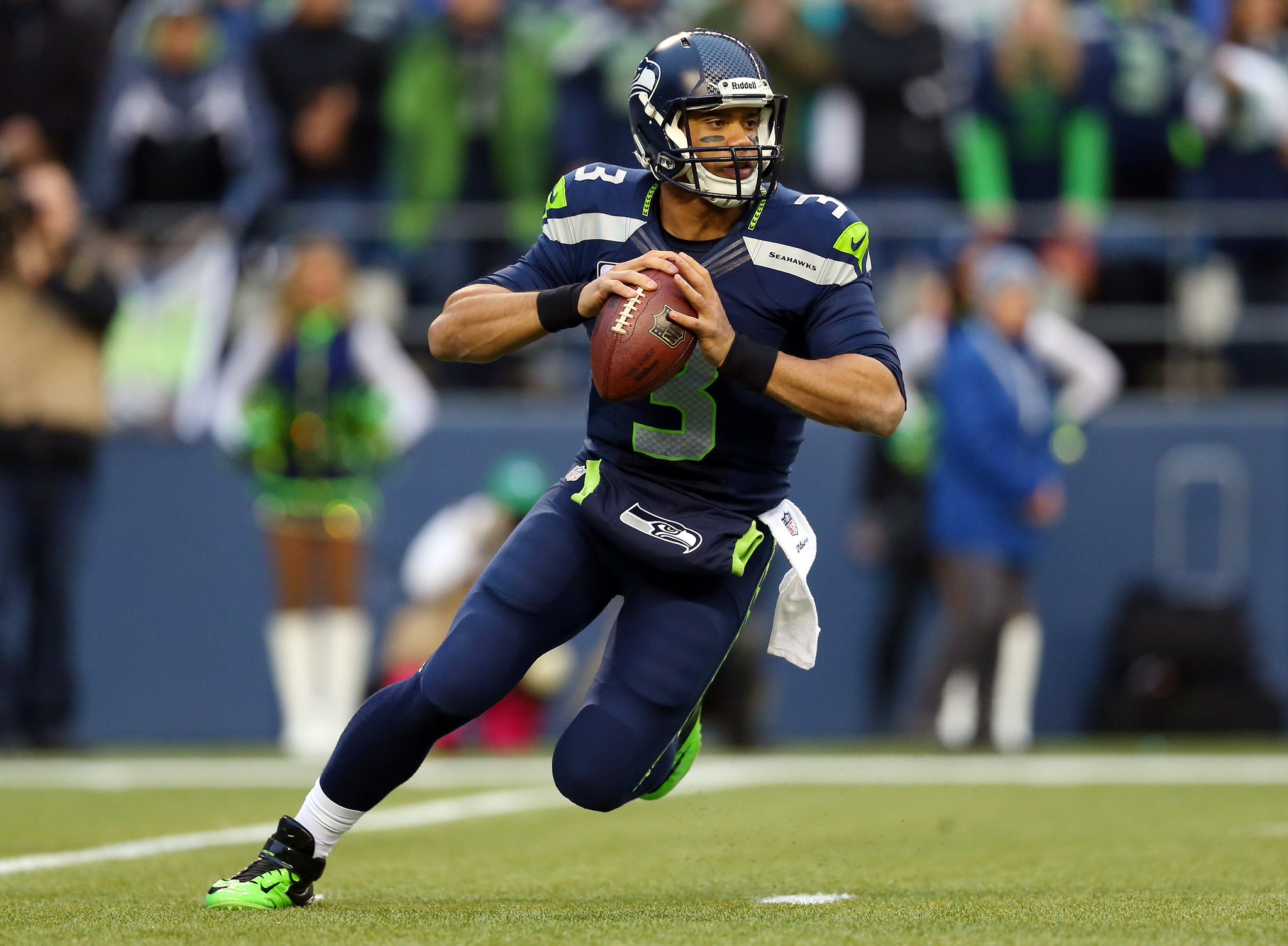 Happy Birthday to Russell Wilson who turns 32 today! 