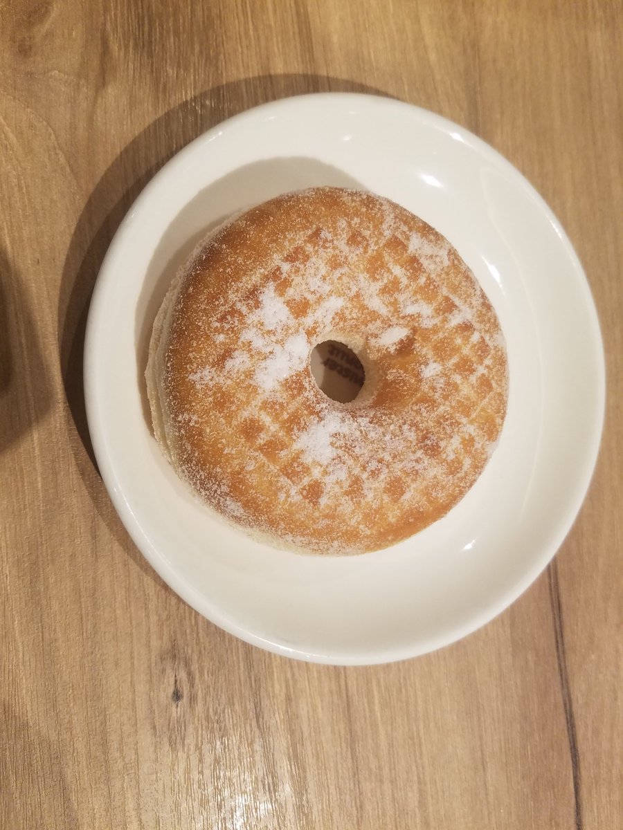 フィリップ Twitter ನಲ ಲ 操真晴人 プレーンシュガーね 鏡飛彩 勘違いするな指輪の魔法使い それはプレーンシュガーではなくシュガーレイズドだ 自作コメント このネタツイートがしたい為に 1ヶ月振りにミスタードーナツを来店しました 仮面ライダー