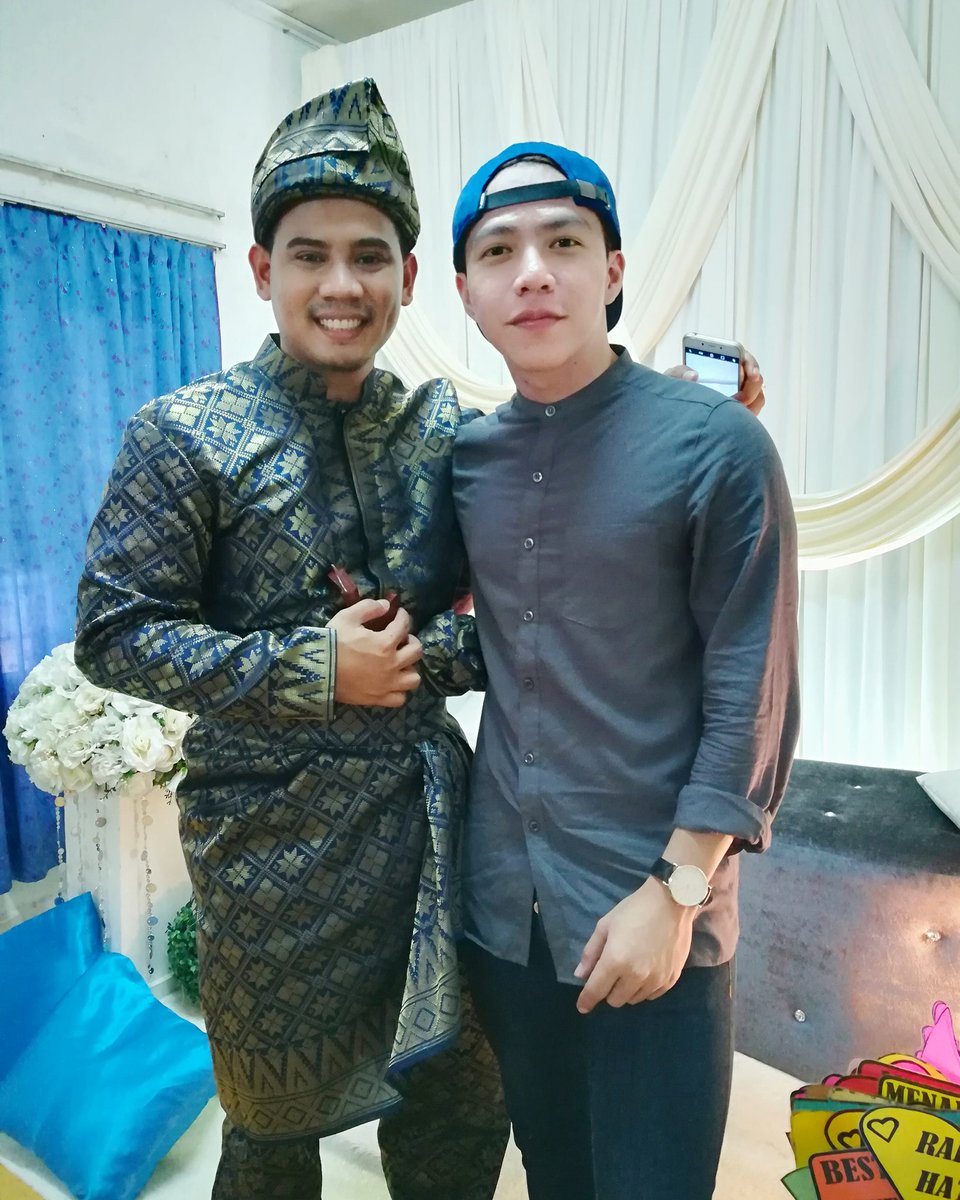 ydexlimx's tweet photo. Encik udin dah kawin dah. ❤ https://t.co/fbVF0gRO2M