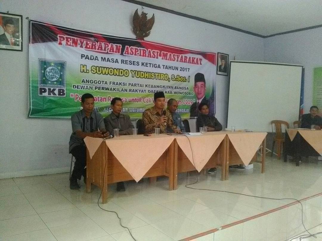 pkb_wanasaba's tweet photo. Anggota DPRD fraksi PKB @WONDOSOBO  hari ini melaksanakan reses di desa kuripan Watumalang, guna mengaomodir aspirasi dan kebutuhan pembangunan masyarakat Watumalang. https://t.co/oDqpRYT5dv