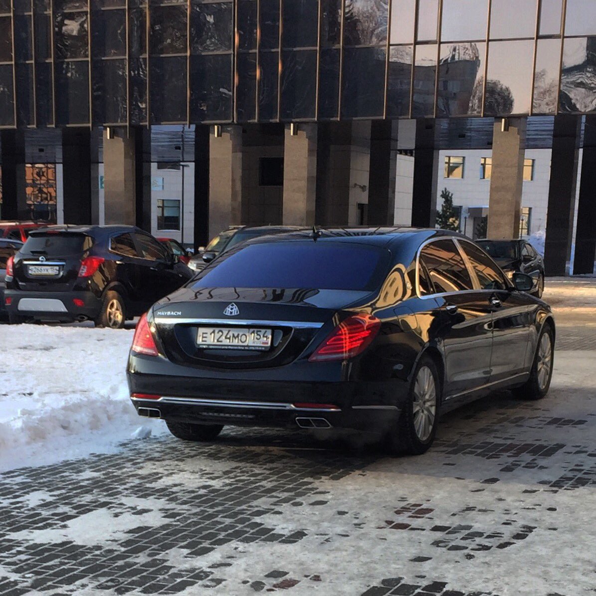 Явлинский на майбахе