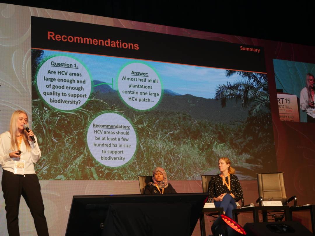 SEnSOR Project (@sensorprogramme) on Twitter photo Dr <a href="/sascriven/">Sarah Scriven</a> #RSPO recommendations-to minimise bioD losses in oil palm landscapes, high quality HCVs should be restored & digitised maps of HCVs should be made publically available to provide opportunities for connectivity to adjacent plantations Dr <a href="/sascriven/">Sarah Scriven</a> #RSPO recommendations-to minimise bioD losses in oil palm landscapes, high quality HCVs should be restored & digitised maps of HCVs should be made publically available to provide opportunities for connectivity to adjacent plantations