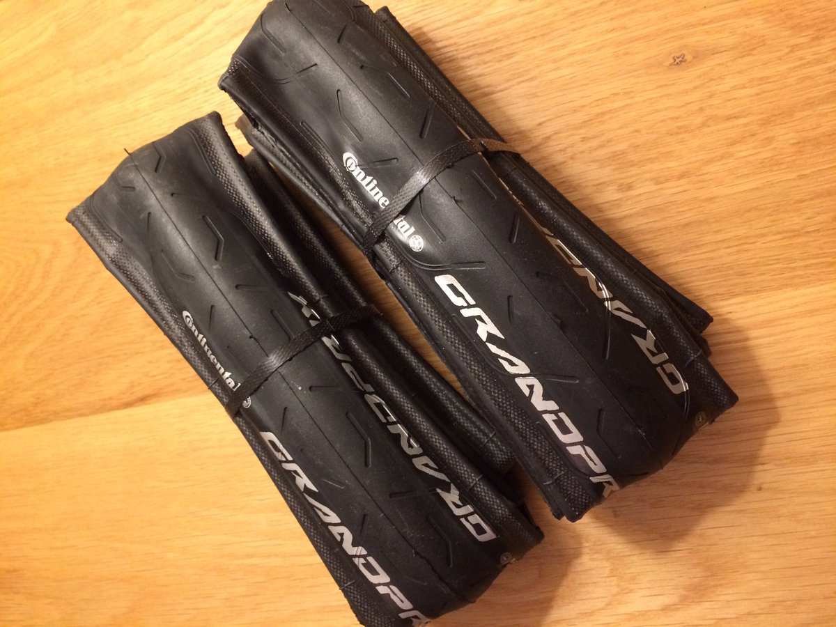 FREE STUFF😀rrp £69.98 For a chance to receive a pair of Continental GP 25mm tyres follow &amp; retweet.👍