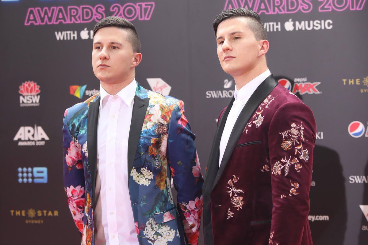 ARIAS 2017 - HOSTED THE PEPSI MAX PRE PARTY ON THE RED CARPET! 
OUR NEW COVER DROPS TONIGHT @ 7:10PM AEST!

<a href="/ARIA_Official/">ARIA</a> <a href="/pepsi/">Pepsi</a>