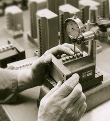 EuchnerFrance's tweet photo. [HISTOIRE] Plus de 60 ans d'expérience ! @EuchnerFrance
Découvrez notre histoire !

https://t.co/GaAlNBCFOu

#euchner #industrie #securite https://t.co/SH5UD4vrFl