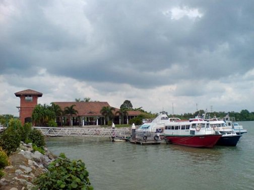 فندقة On Twitter جزيرة بيسار تعتبر من أكبر ثمانية جزر في