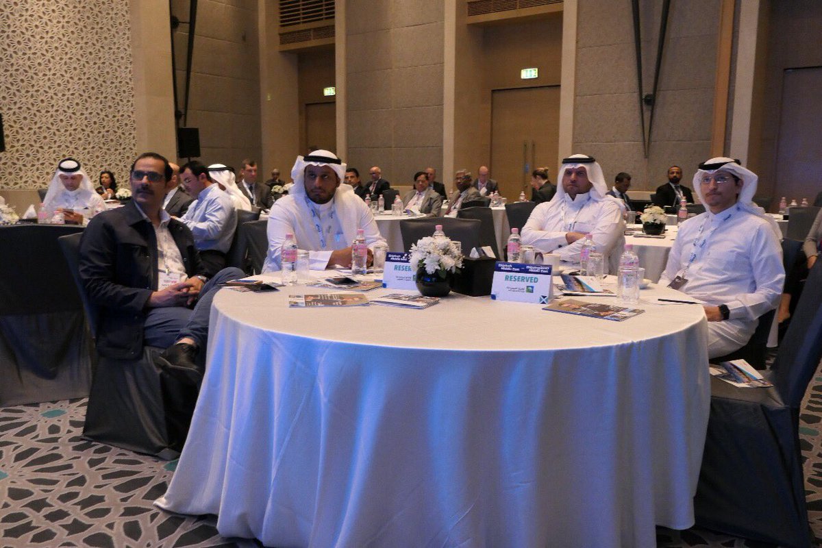 MarasiNews's tweet photo. ShipTech Middle East 2017 day 2 tackles emerging technologies and the role of classification societies in new technology standards #ShipTech #shipping #TASNEEF #classification #maritime #offshore #marine #onshore #uae #dubai #middleeast https://t.co/a1Qme7hR7P
