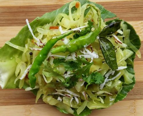 vegcooking's tweet photo. Cabbage and Coconut Stir Fry #recipeoftheday #vegcooking #cleaneating https://t.co/jVFAPOvycl https://t.co/EOq836znHT