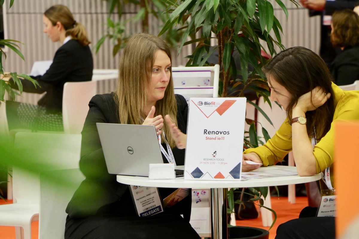 FutureWorlds's tweet photo. Catch up soon with Dr Agnieszka Janeczek, co-founder of spinout Renovos in our second Facebook Live video from #biofit2017, as she prepares for her startup slam this afternoon https://t.co/TQhP0ZLRBY https://t.co/5dXelCL2UN