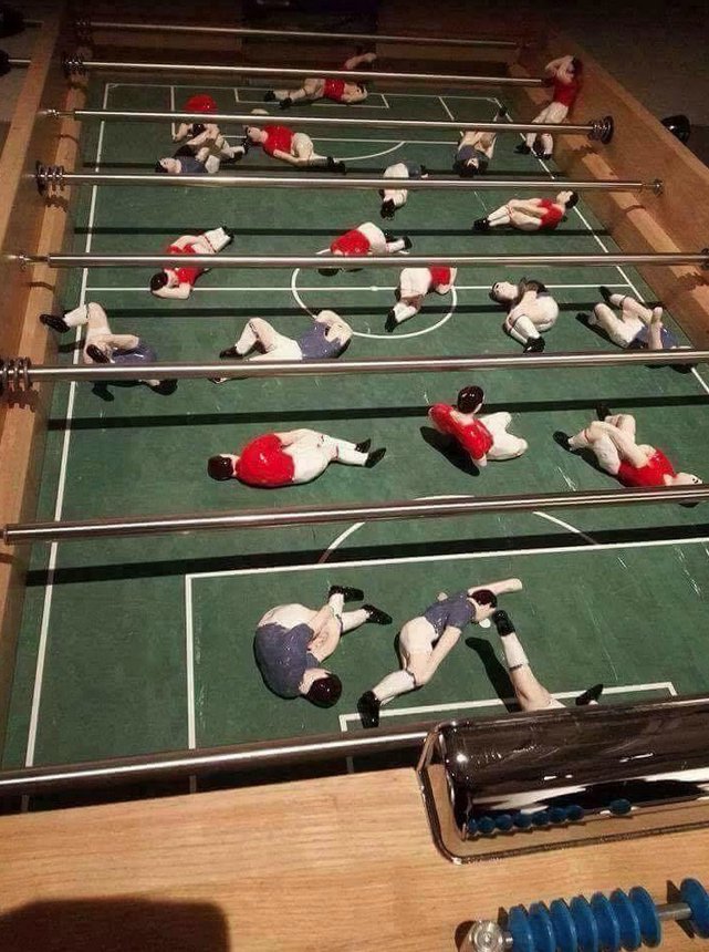 Dischivolanti's tweet photo. Evoluzione del calcio. https://t.co/aYG2kEj7Da