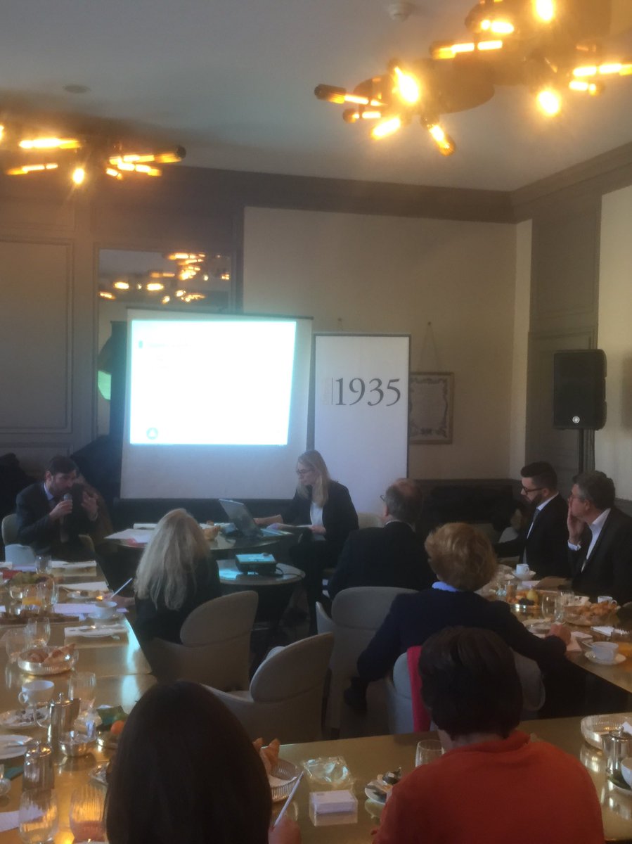fabrice_pignoux's tweet photo. Petit déjeuner avec le versailles Club Affaires sur les impacts des Lois de finances 2018 pr le chef d’entreprise https://t.co/zcO0kGS1RK