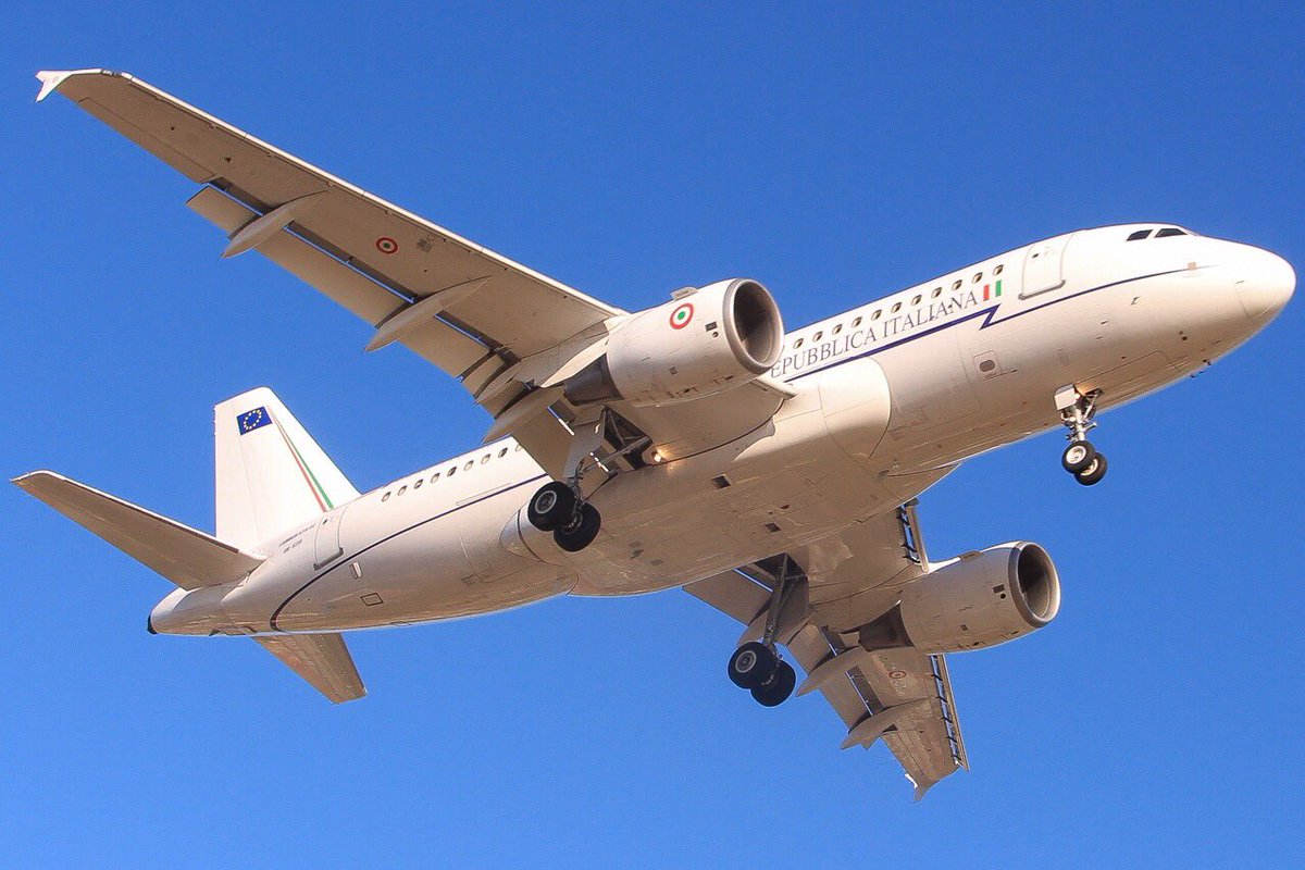 adlaviation's tweet photo. #ItalianAirForce #Airbus #A319 arriving on @AdelaideAirport’s Runway 23 Monday evening! #adelaideairport #adelaide https://t.co/wT49QzmdFJ