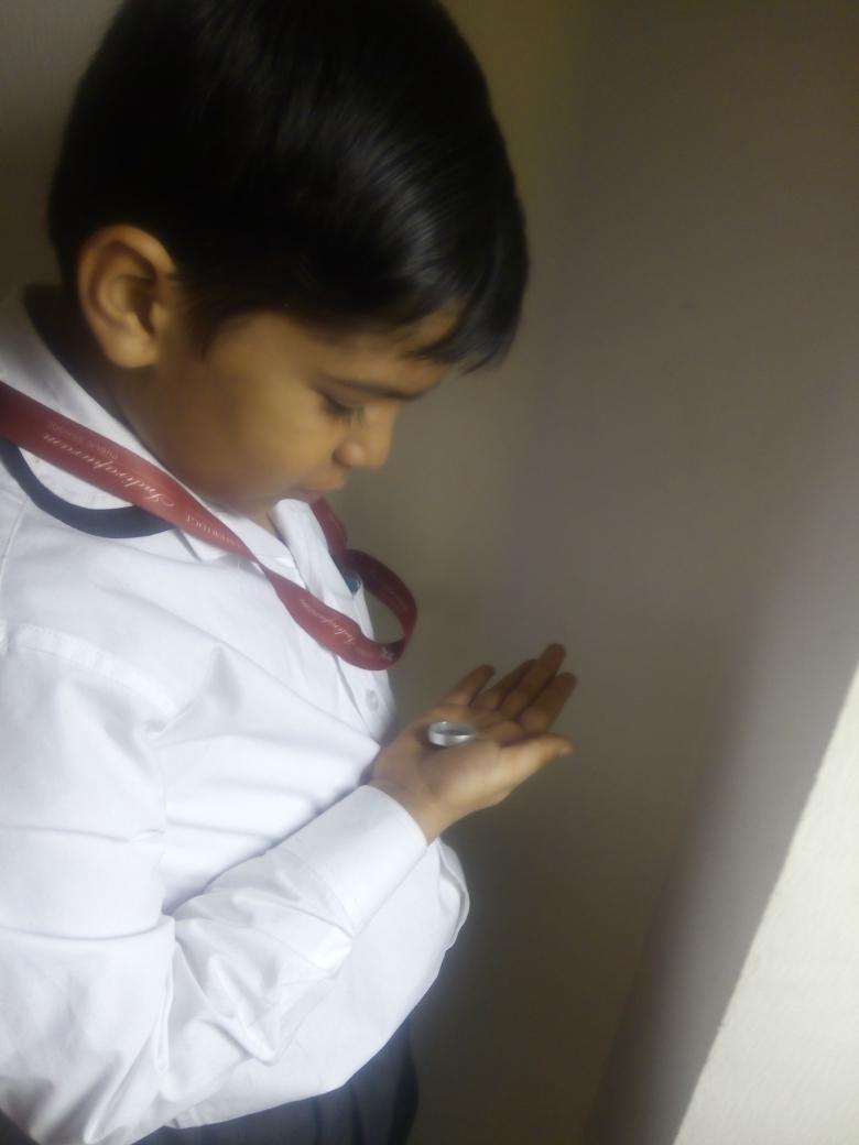Anupam_Sharmaa's tweet photo. Going confidently towards the direction of their dreams.
 Our Stage 2 students explored directions using magnetic compass.@CambridgeInt @IpsCambridge @sudha_sivadas @AnitaMe26011097 @Arijit79India https://t.co/WKvauf0zIQ