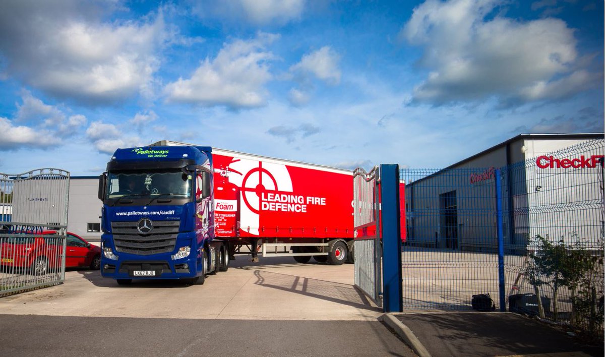 CheckFire_Ltd's tweet photo. Have you #Spotted us yet? #CommanderTrailer 🔍🚚 https://t.co/fVdviRNj8W