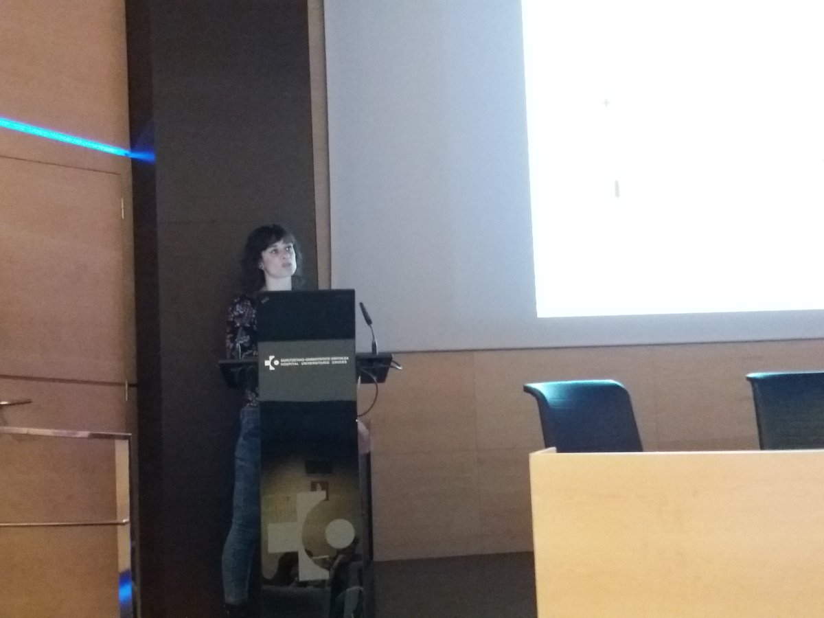 Proteomics_CNB's tweet photo. Estudios sobre la celiaquía integrando económica y proteómica. Dra. Ainara Castellanos. @biocrucesHRI @CICbioGUNE @upvehu #VIIIRCPC #Proteomics https://t.co/IftImydhPS