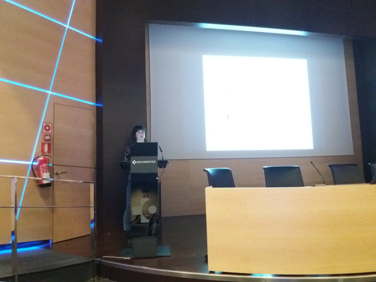 Proteomics_CNB's tweet photo. Estudios sobre la celiaquía integrando económica y proteómica. Dra. Ainara Castellanos. @biocrucesHRI @CICbioGUNE @upvehu #VIIIRCPC #Proteomics https://t.co/IftImydhPS