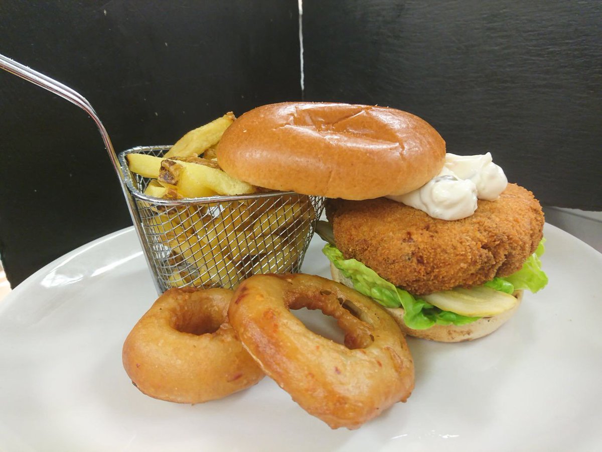 OnRocksalt's tweet photo. Haddock, Cod and Spring Onion burger at rocksalt-on-sea, Bexhill.
We do a mean burger, come and try.
https://t.co/dWjSrPdjNJ
01424 213213
TW: @OnRocksalt  
Inst: @rocksalt_on https://t.co/rYfHy6ZMdr