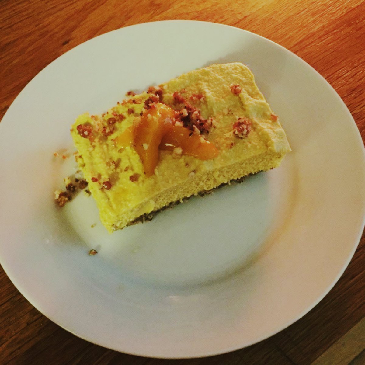 Lnecom's tweet photo. Envie d'une petite douceur?! Voici la recette d'un cheesecake sain et gourmand à customiser selon ses envies 😍
#sansgluten #sanslactose
https://t.co/onfHl1KJSN https://t.co/x2jJqU0n54