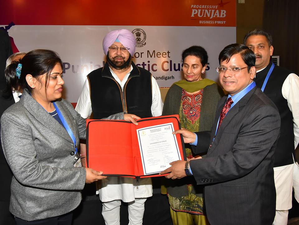 iranasodhi's tweet photo. #Punjab govt signed 50 MoUs for projects worth Rs 1200 crores to boost plastic industry in the state. These would create 6000 jobs for our youths.
#Congress #Congress4Progress #Congress4Development @INCPunjab @capt_amarinder https://t.co/1vwhTF1ESJ