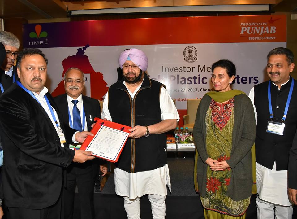 iranasodhi's tweet photo. #Punjab govt signed 50 MoUs for projects worth Rs 1200 crores to boost plastic industry in the state. These would create 6000 jobs for our youths.
#Congress #Congress4Progress #Congress4Development @INCPunjab @capt_amarinder https://t.co/1vwhTF1ESJ