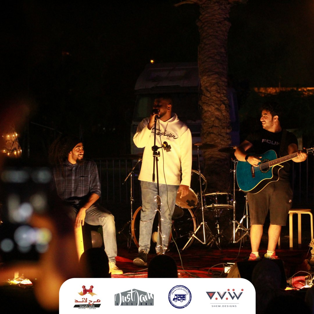 OmanFoodTrucks's tweet photo. Don’t miss out on the @justjamsessions corner at the #MuscatFoodTruckCarnival live music but talented young local musicians 🤩✨ #VIBES https://t.co/gVDSN1KQs8