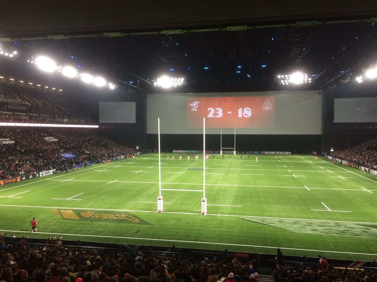 ReverseTap's tweet photo. Great evening @ U Arena in Paris! With ReverseTap you assure that every one is served during half time. https://t.co/OqX9ffYG1D