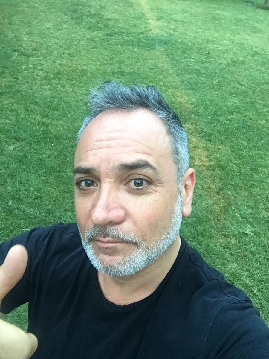 AmaDeusproMusic's tweet photo. Despertando con energía y ganas de hacer mejor las cosas. Es temprano y después de hacer deporte voy camino a darlo todo.  Buen día. https://t.co/gwz4Xm9uaP