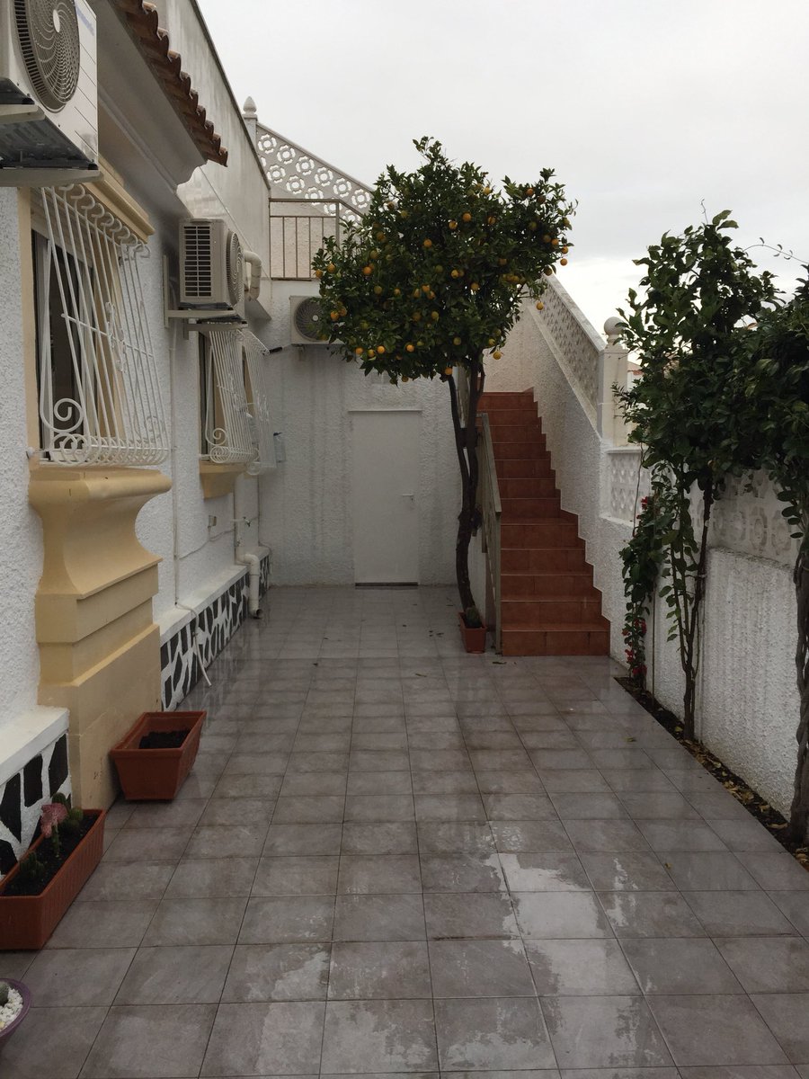 It is not always sunny in Spain it is bouncing down with rain today at least my orange tree will get well watered.
No golf today😎