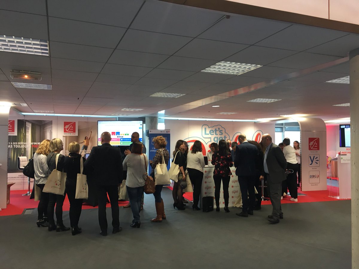 marcfaure13530's tweet photo. #CEPAC Bravo à la @CE_CEPAC pour sa #commercialweek ! Belle organisation et des stands vraiment intéressants. https://t.co/iBDfobP4fG
